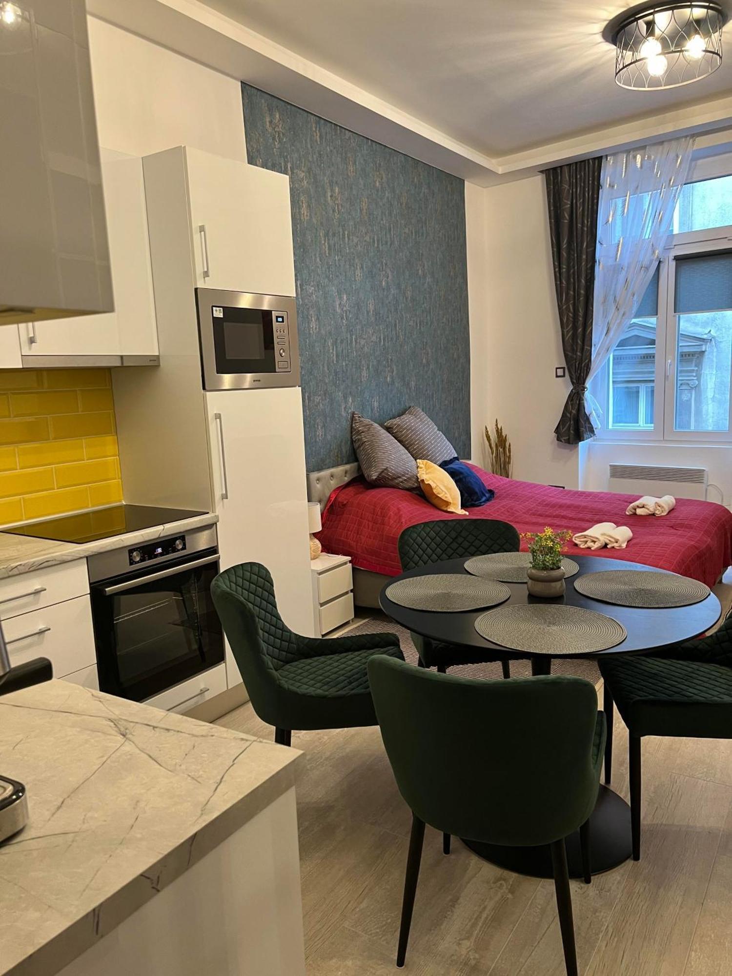 Center Apartman In The Famous Hajos Street Budapest Kültér fotó